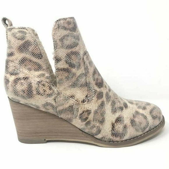 Sz: 6-10 Authintic Gypsy Jazz Leopard Wedge Bootie - Picture 2 of 4